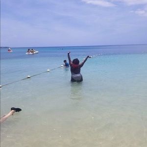 Meet your Posher, Ariel